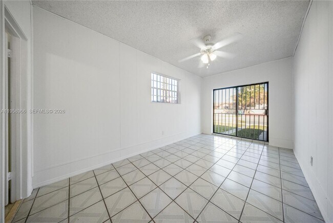Photo - 20120 SW 112th Ct Unidad B