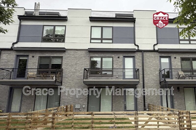 Photo - 1780 N. Williams St.