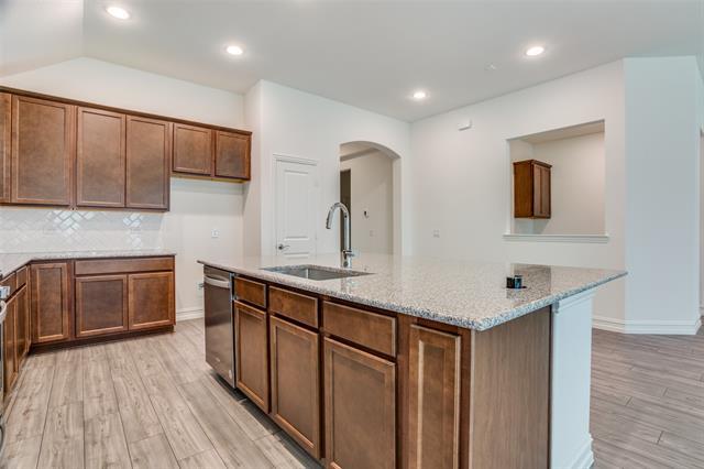 Photo - 3617 Cadogan St