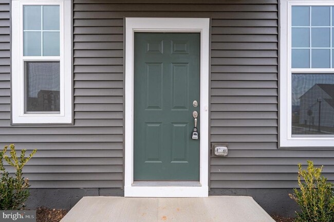 Photo - 125 National St