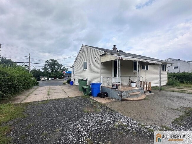 1710 Lincoln Hwy