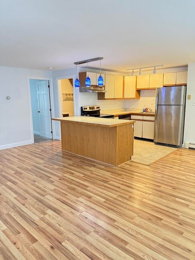 Photo - 84 Warren St Unit 1
