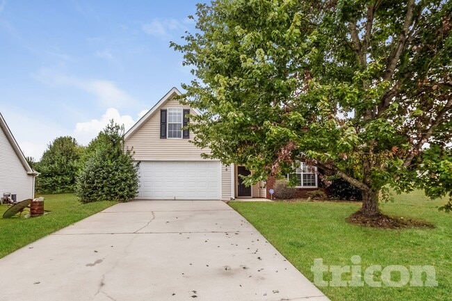 Building Photo - 440 Spring Lake Terrace