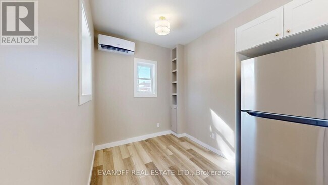 Photo - 29 Leahann Dr