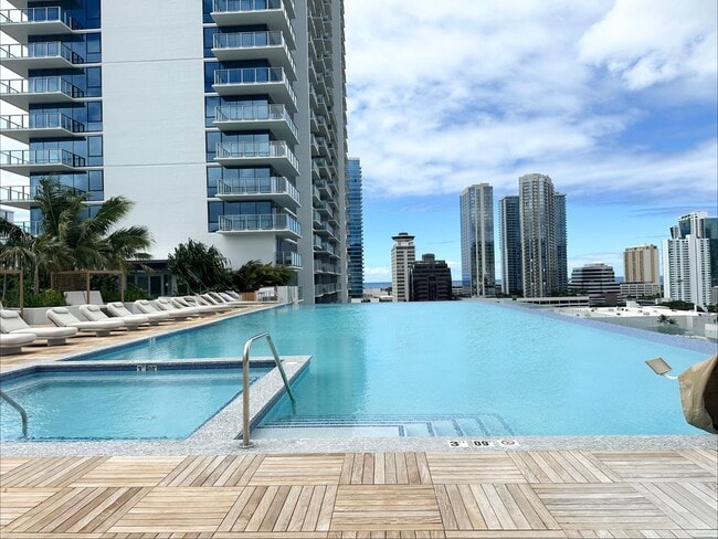 Building Photo - Newly built - The Park on Keeaumoku Unit 3205R