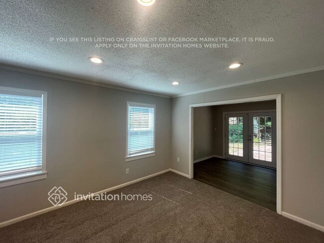 Photo - 124 Plaza Dr
