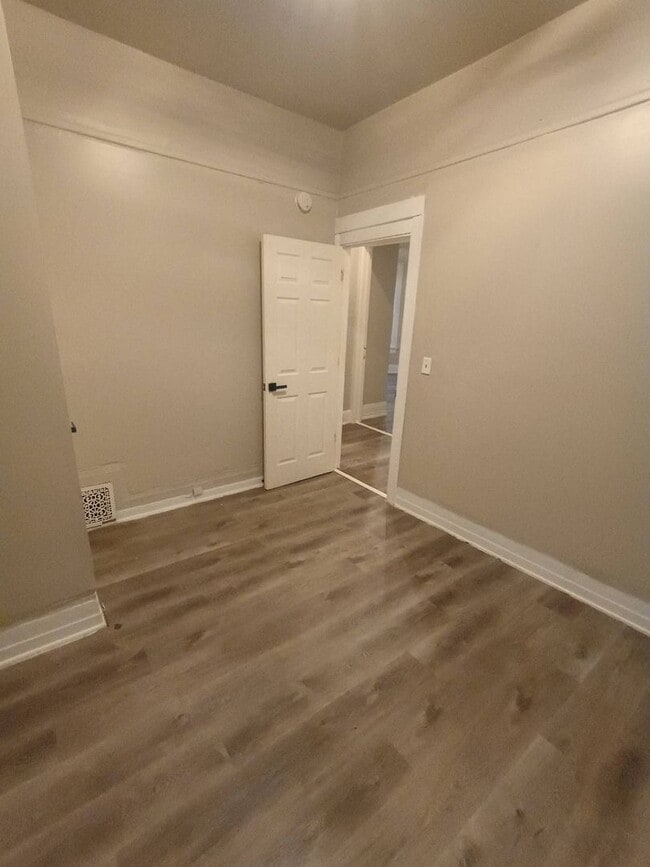 Photo - 2010-2014 W Pierce St Unit 2014 W Pierce St