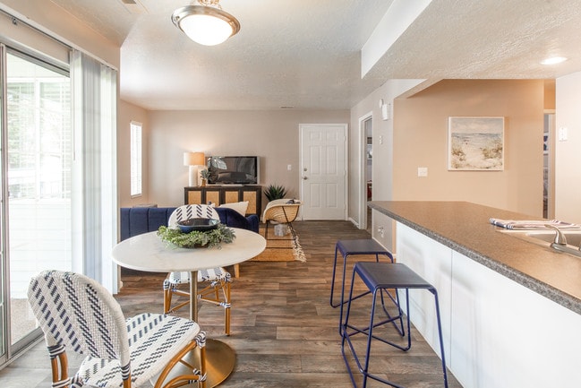 Photo - Candlestick Lane