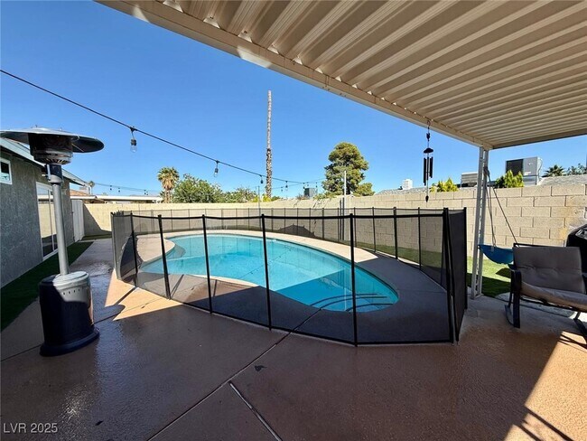 Photo - 1609 Blue Mountain Dr