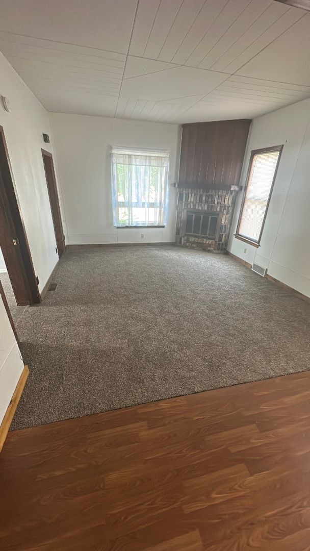 Photo - 3 Bedrooms, 1 Bathroom & w/upper loft Single Family with Garage - Staples