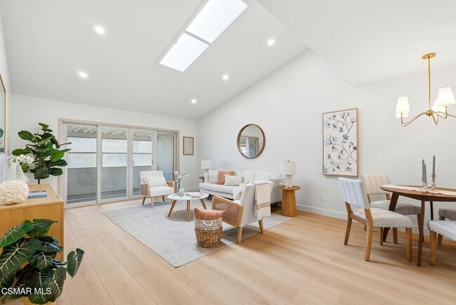 Photo - 5140 Village 5