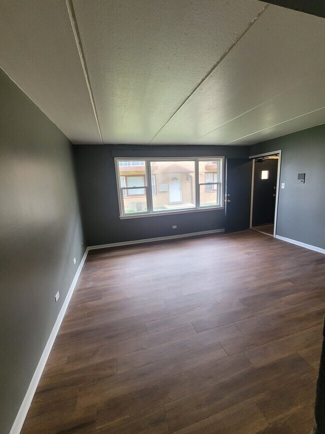 Photo - 14521 Richmond Ave