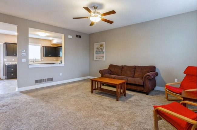 Photo - 112 Wilder Pl