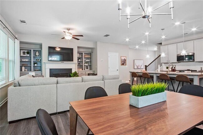 Photo - 3335 Park Pointe Cir