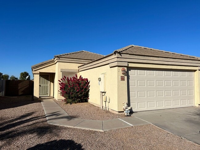 Building Photo - 3 bedroom 2 bathroom home in Maricopa