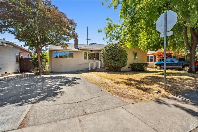 Building Photo - 4341 62nd St Rental