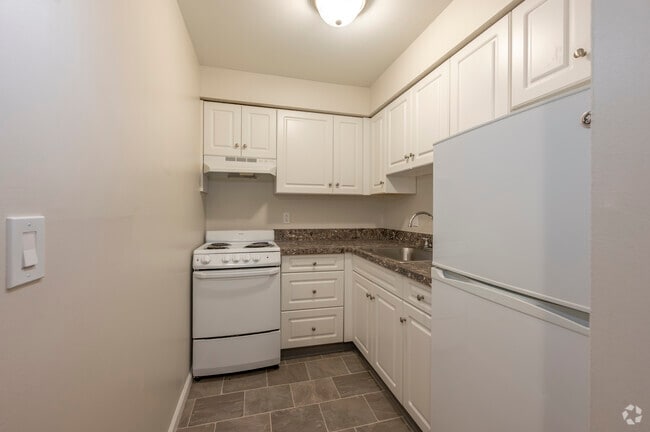 Interior Photo - Hampton House Apartments