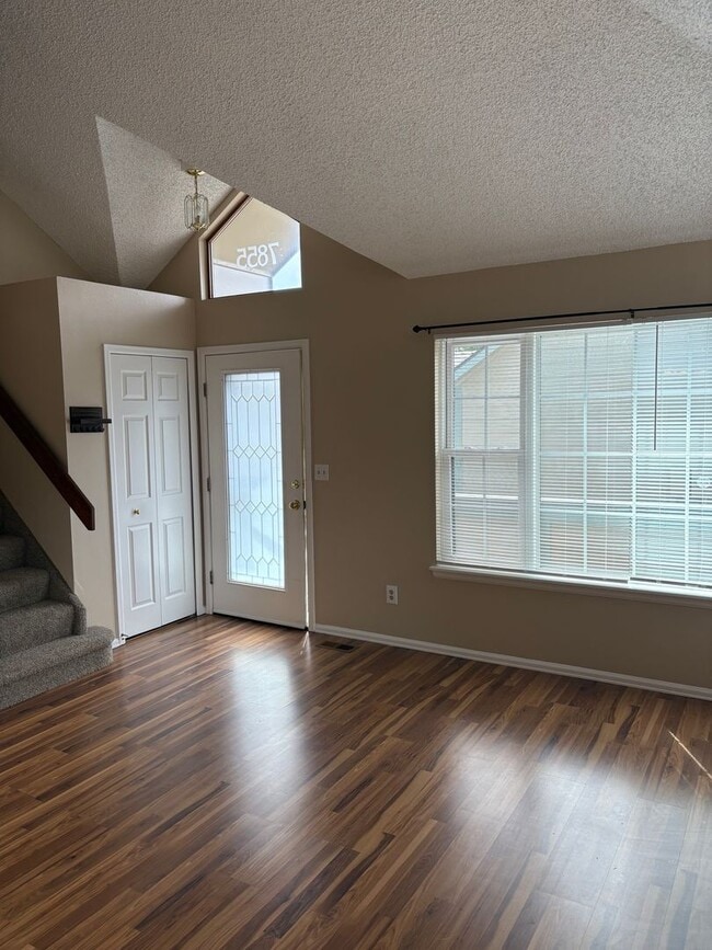 Photo - MOVE IN SPECIAL: $500 off your 1st month! ...