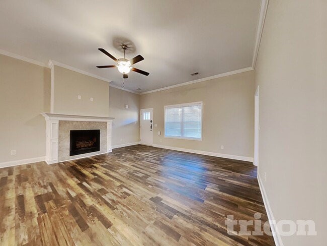 Photo - 228 Hallmark Cir