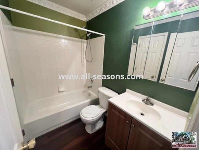 Photo - Charming rancher with a finished basement ...