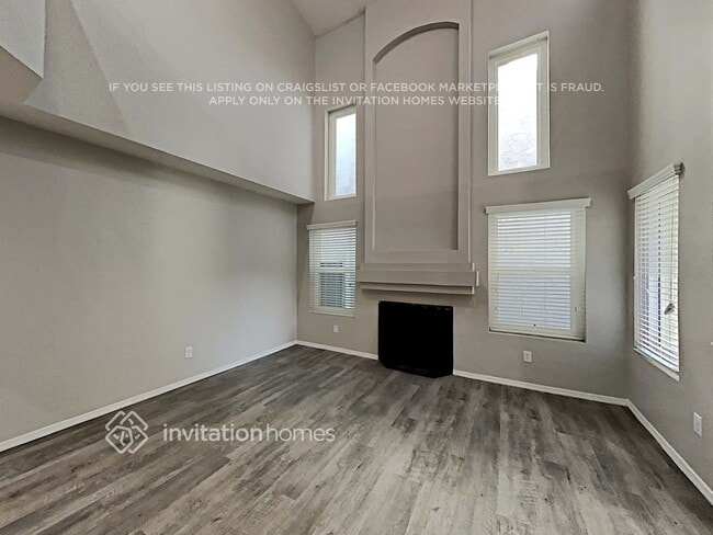 Photo - 2366 E Evans Dr