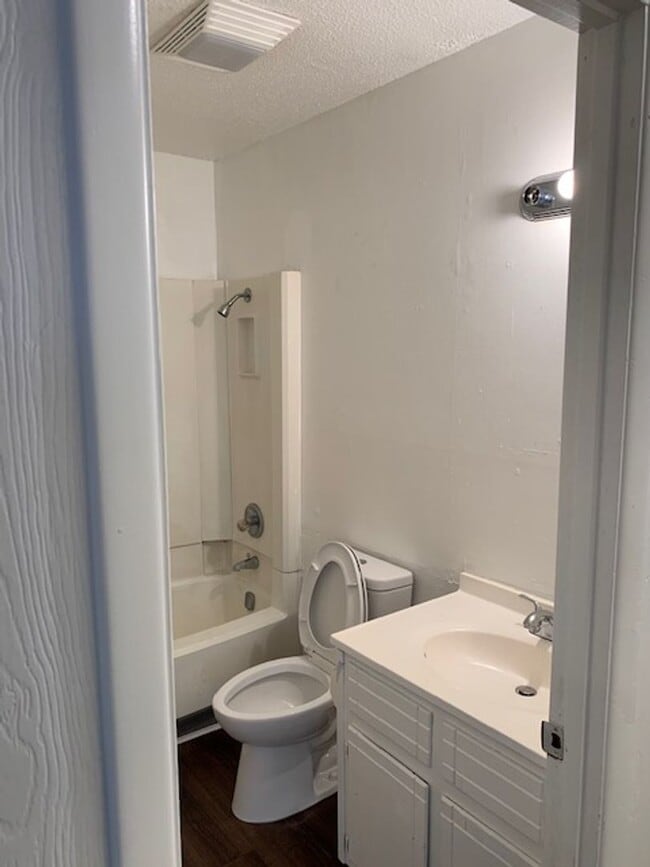Photo - 3707 Sycamore St Unit 1