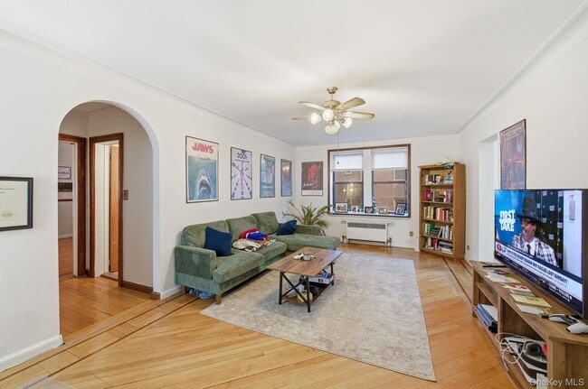 Photo - 1 Broad Pkwy Unit 3M