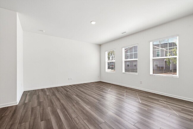 Photo - Charming 3BR End-Unit Townhome in Wake Forest!