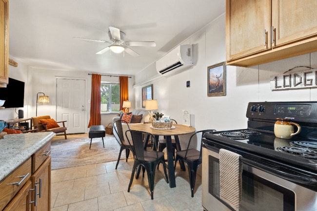 Photo - 661 8th Ave E N Unit 13