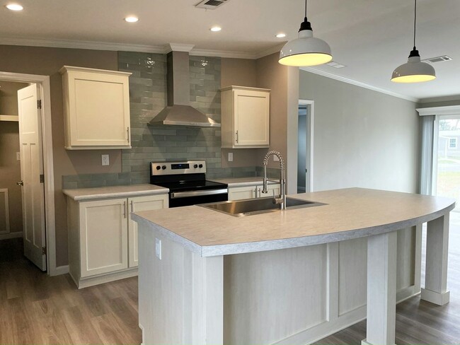 Photo - 3006 SW 108th St