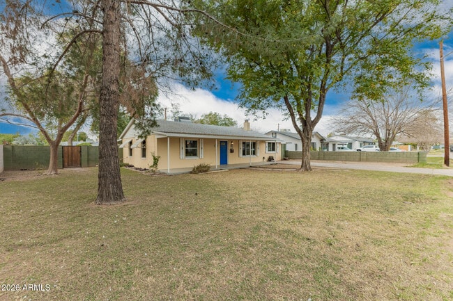 Photo - 2724 N 25th St