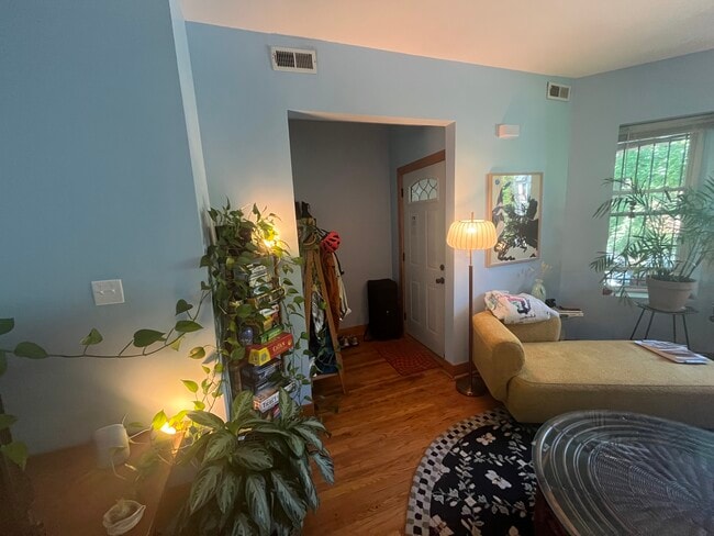 Photo - 3043 West Belden Avenue Unit 1st Floor