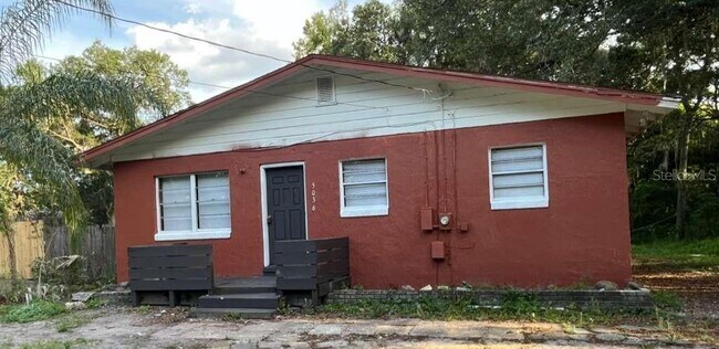 Photo - 5036 College Dr
