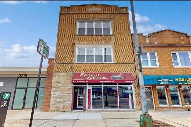 Building Photo - 2717 W Peterson Ave Unit 2