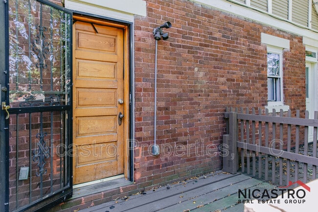 Photo - 182 E Lane Ave