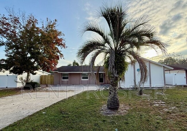 Photo - 376 Imperial Dr