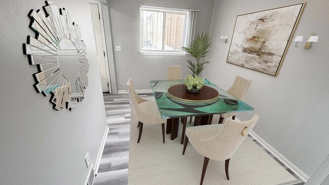 Comedor - Village Townhomes