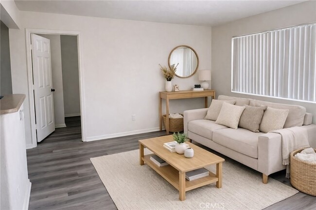 Photo - 45421 Sunset Ln