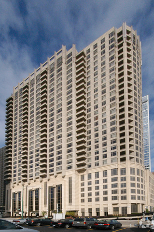 Building Photo - 530 N Lake Shore Dr Rental