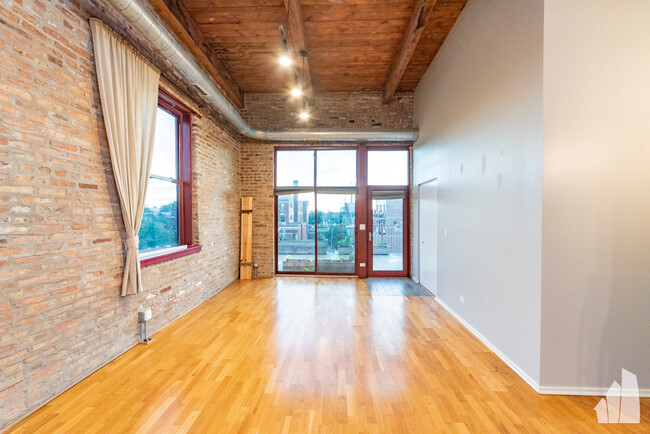 Photo - 1061 W 16th St Condo Unit 411