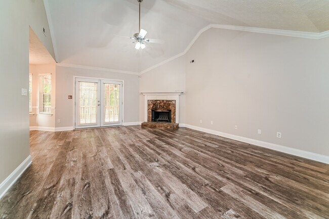 Photo - Fantastic 3bd/2ba home! Let yourself in!