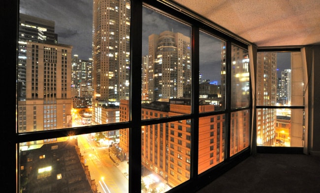 Photo - 10 E Ontario St Unidad 1305