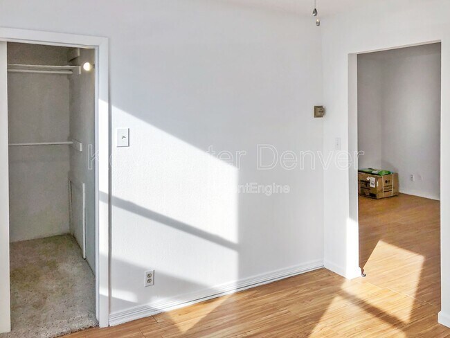 Photo - 4631 Clay St