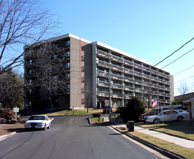 View from the northwest - Stonewall Haven Apartments