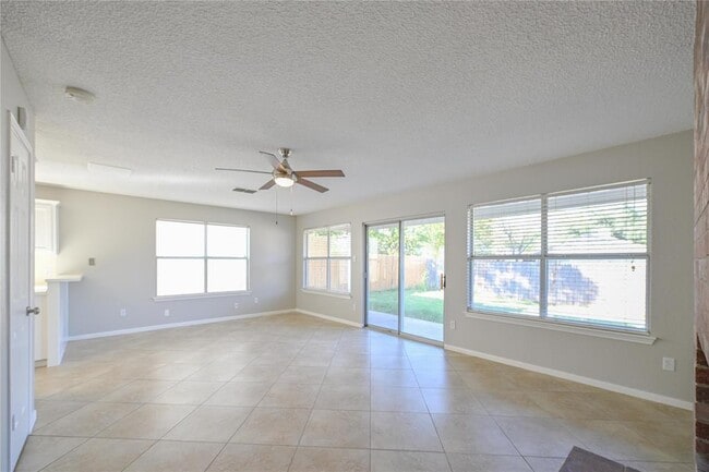 Photo - 2126 Jasmine Path