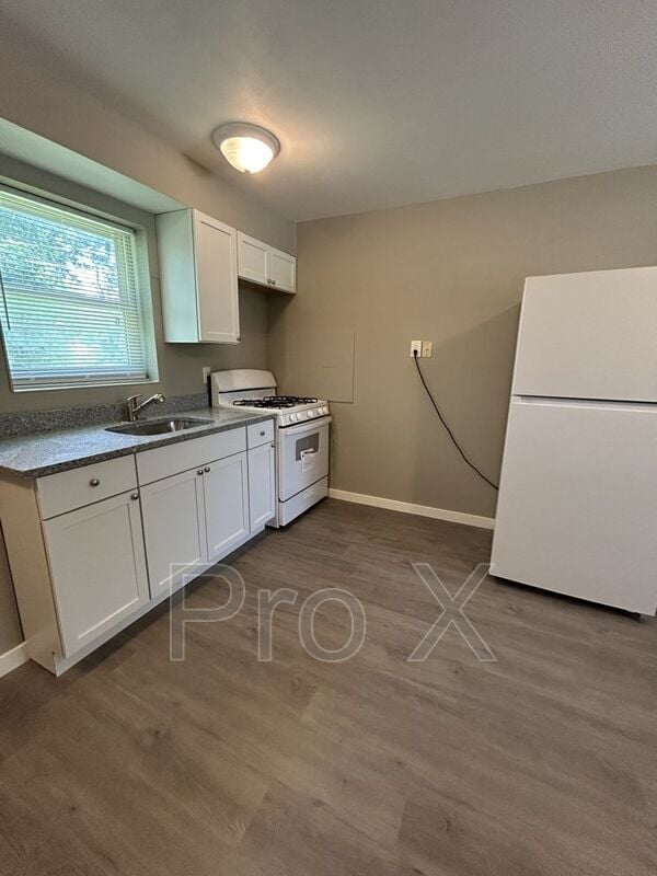 Photo - 2379 Locust Rd