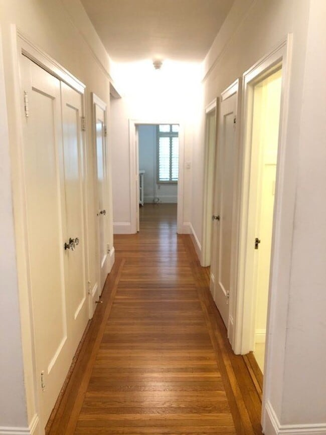 Photo - NML5816-20G Unidad 1