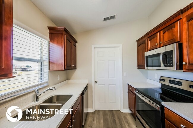 Photo - 2714 23rd St SW