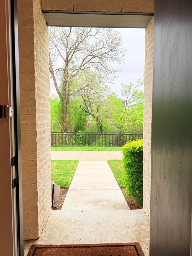 Photo - AVAILABLE NOW -Stunning 3-Bedroom Townhome Overlooking Greenbelt in Plano ISD 600 Collier Drive