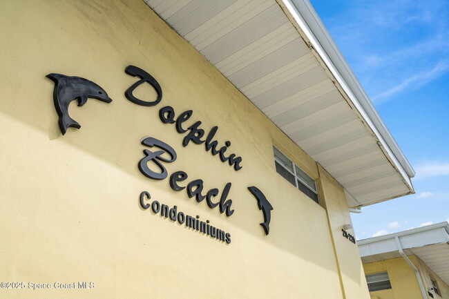 Building Photo - 3820 Ocean Beach Blvd Unit 232